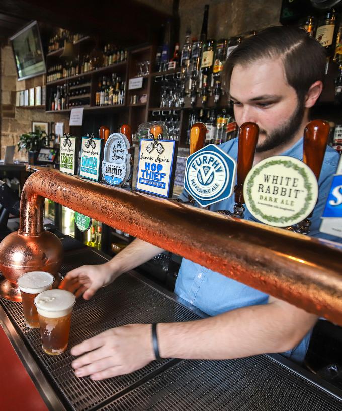 NSW Announces New COVID-19 Restrictions On Weddings And Restaurants