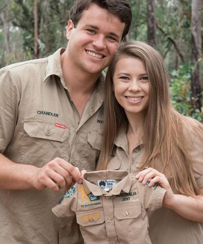 Bindi Irwin Shares First Photo Of Baby Sonogram
